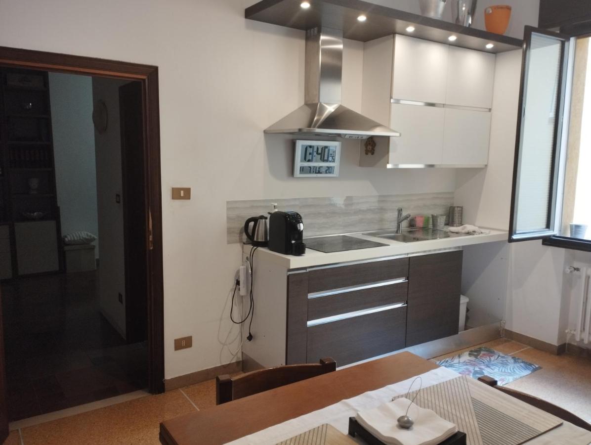 Appartamento Spazioso In Mazzini Bolonia Exterior foto